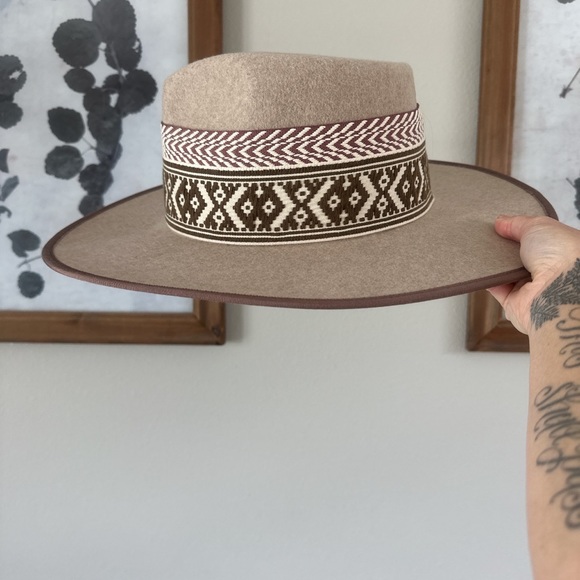 Luna Bloom hand painted hat in the Benny 🌙 - Picture 2 of 5